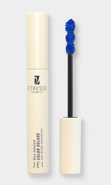 Mascara blu in farmacia con acido ialuronico volumizzante e rinforzante