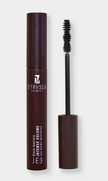 il mascara volumizzante etrvsca cosmesi dona un effetto riempitivo e rinforzante, lo trovi in farmacia