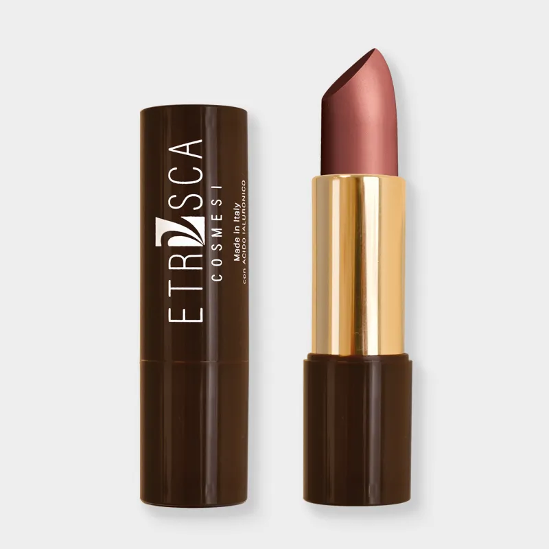 il Rossetto soft lips in farmacia contiene acido ialuronico per un effetto filler e anti-età. Disponibile in cinque colori: rossetto rosso classico, rossetto nude, e altri colori brillanti. rossetto a lunga tenuta