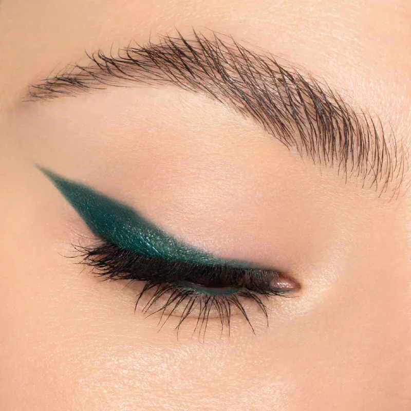 trucco occhi matita verde
